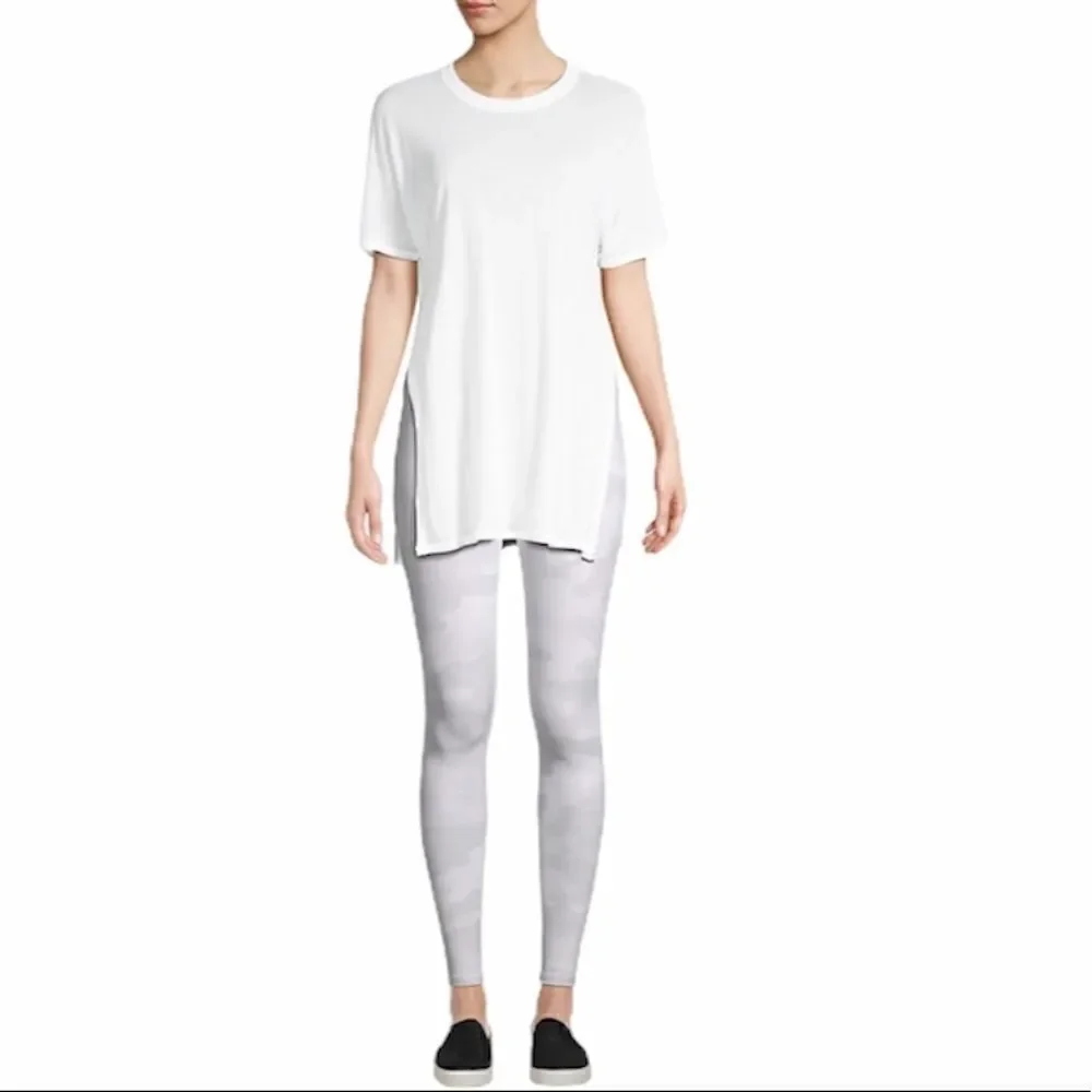 NWOT Alo Yoga white camouflage high waist leggings